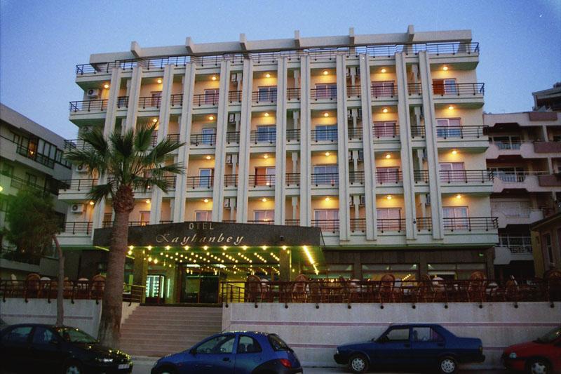 Kayhanbey Hotel Кушадасъ Екстериор снимка