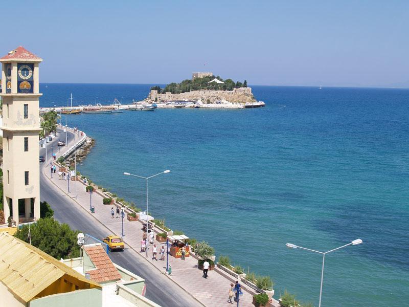 Kayhanbey Hotel Кушадасъ Екстериор снимка